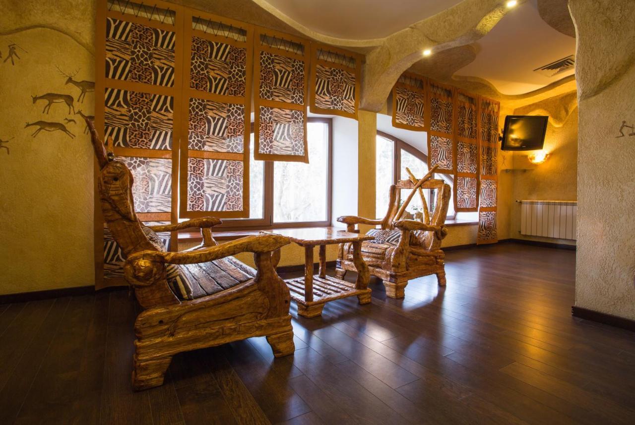 Spa-Hotel Myslyvskiy Dvir Kiev Exterior foto