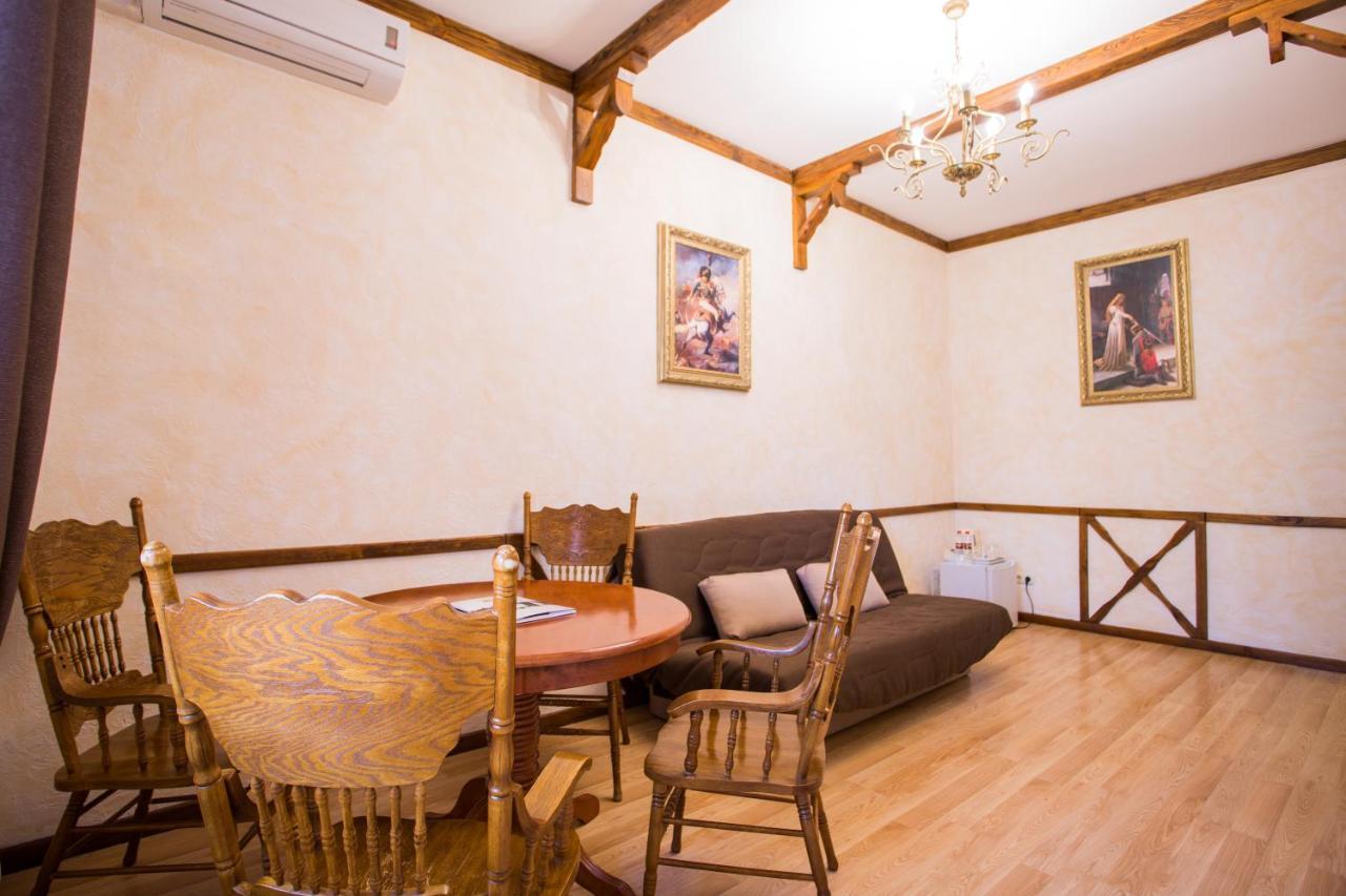 Spa-Hotel Myslyvskiy Dvir Kiev Exterior foto